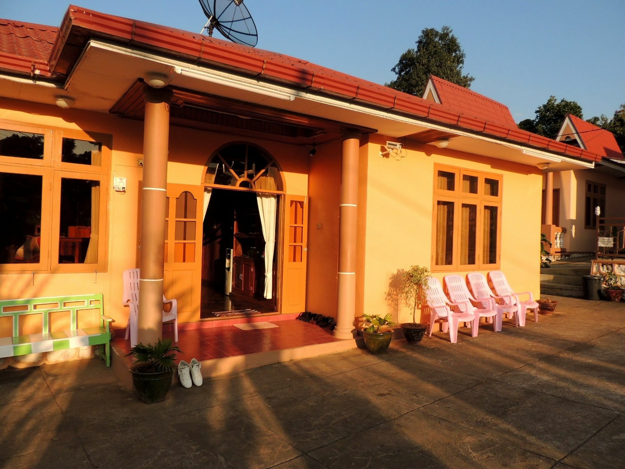 Hotel Ramonar Kalaw Εξωτερικό φωτογραφία
